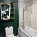 شقة 1 Bed Flat In Fishponds